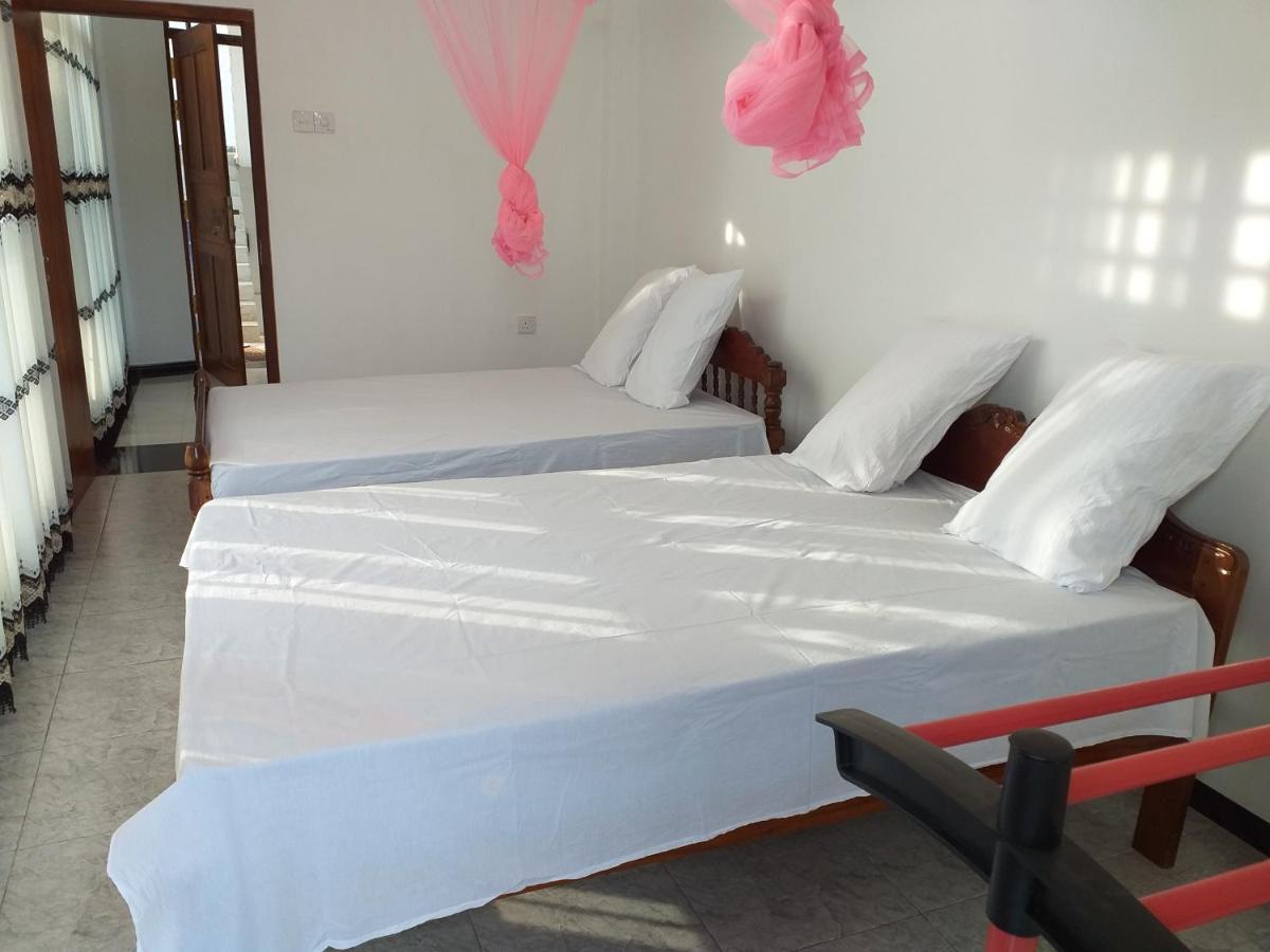 Apartamento Mangohut Joy Anuradhapura Exterior foto